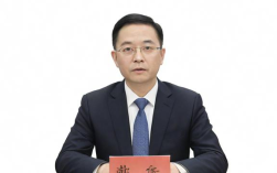 员工到领导办公室闹事，HR该如何妥善处理避免冲突升级？