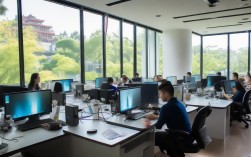 苏州毅嘉电子有限公司工作环境与薪资待遇如何?