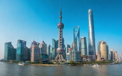 上海尚腾企业管理咨询有限公司、上海尚腾旅游用品有限公司、上海尚腾实业发展有限公司以及上海尚腾国际贸易有限公司，这些公司各自在不同领域内运营，包括企业管理咨询、旅游用品销售、实业发展和国际贸易等。它们在业务范围、注册资本、成立时间和法定代表人等方面都有所不同。，根据搜索结果，未能查询到上海尚腾信息科技有限公司的相关信息。不过，可以为您提供以下疑问句标题，，上海尚腾系列公司，多领域发展的企业集群实力如何？