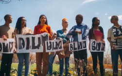 BLM运动中，如何看待其全球影响与我国立场？深层探讨与反思。