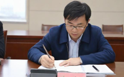 10月入职员工社保扣款时间方法是什么？