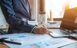 会计实践经验如何巧妙融入简历，凸显会计人员实践能力？